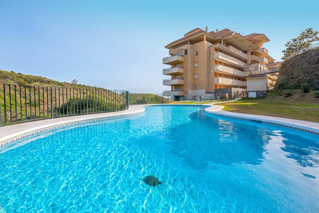 Carvajal Luxury Apartments - Free Parking Fuengirola Buitenkant foto
